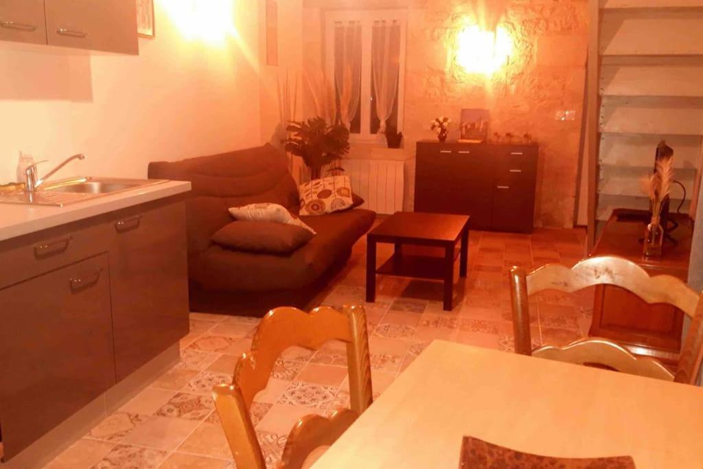 Logement Neuf Et Cosy Proche Centre Ville Chinon Exteriér fotografie
